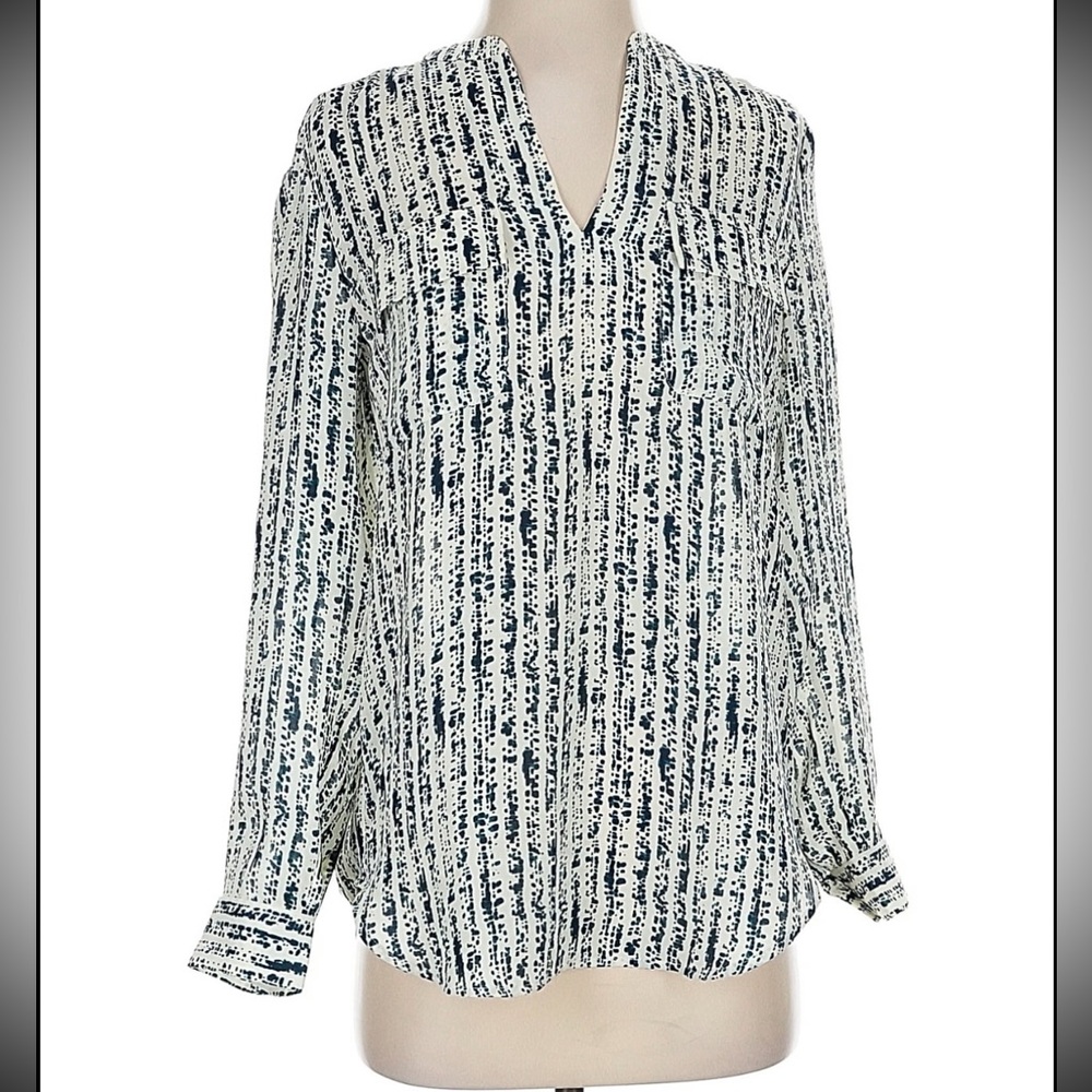 NWT Lilla P size S long sleeve blouse